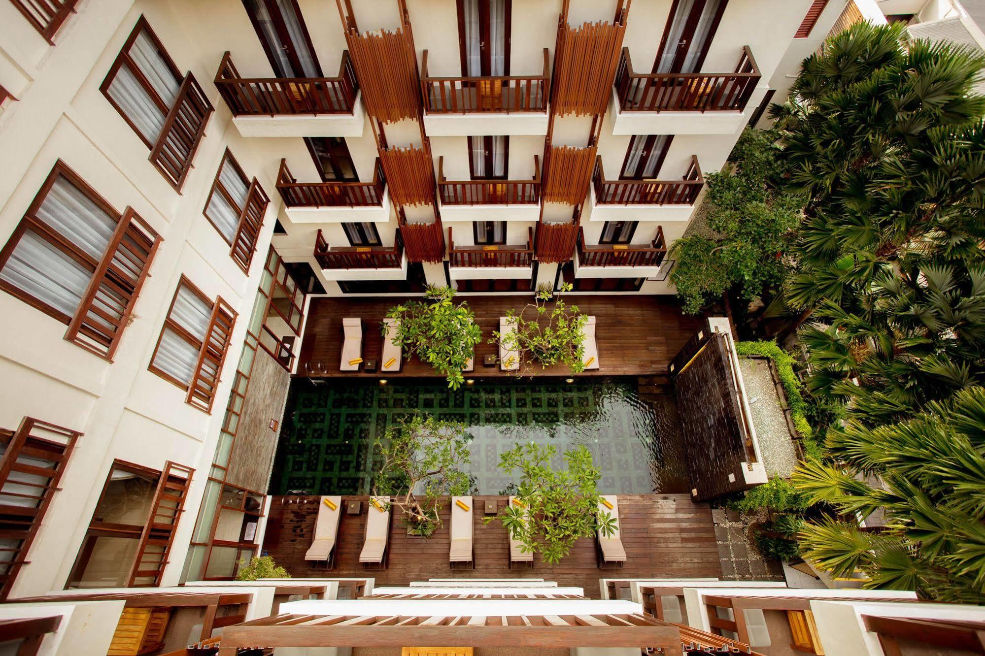 D'Primahotel Seminyak Luaran gambar